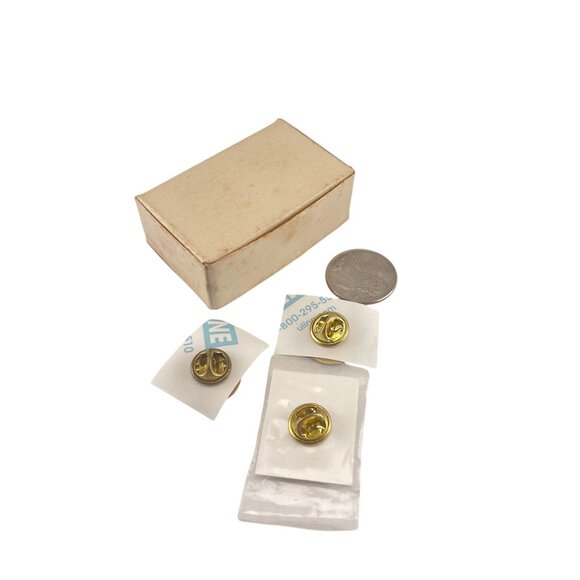 Set Of 3 Annabelle Doll Society Pins 1994 1996 1998 Collectible Vintage Set - Picture 8 of 8